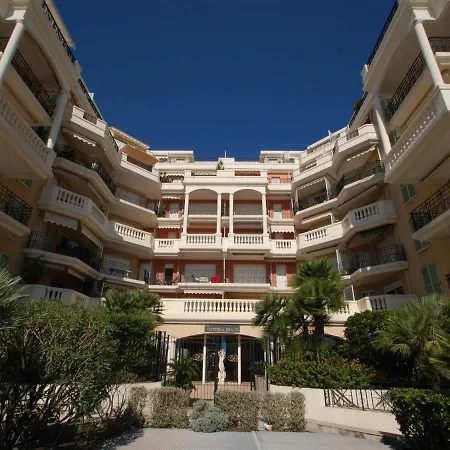 Studio Menton, 1 Piece, 4 Personnes - Fr-1-196-169 * Menton